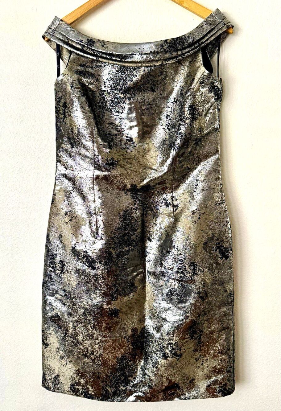 Siri Metallic Silver Off Shoulder Sheath Cocktail Dress Lurex Jacquard USA Sz 12